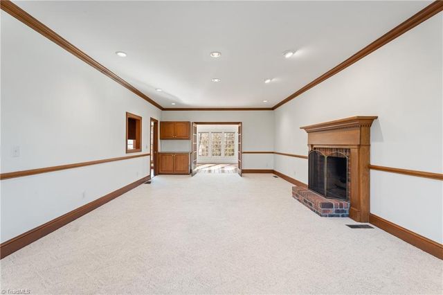 2800 Fieldwood Court, Winston-salem, NC 27106