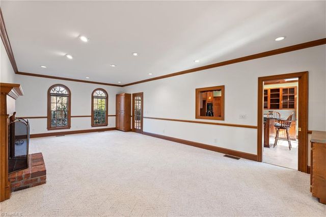 2800 Fieldwood Court, Winston-salem, NC 27106