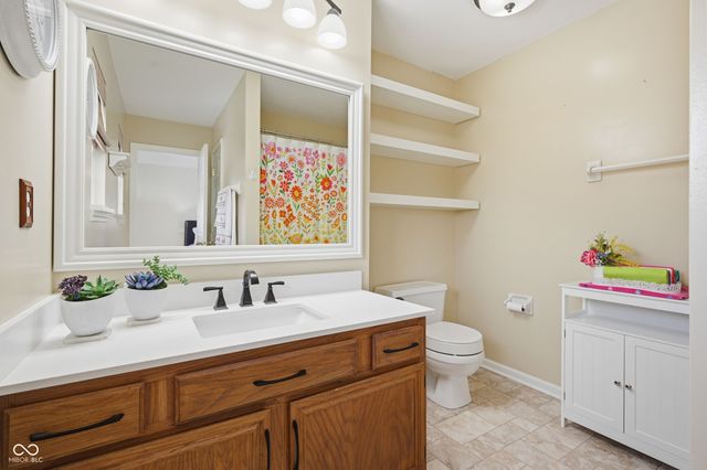 7139 Camwell Drive, Indianapolis, IN 46268