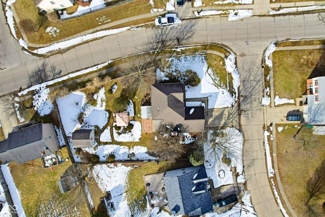 7139 Camwell Drive, Indianapolis, IN 46268