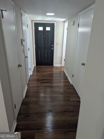 945 Hemingway Road, Stone Mountain, GA 30088