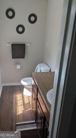 945 Hemingway Road, Stone Mountain, GA 30088