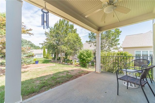 6260 Brookside Lane, Hoschton, GA 30548