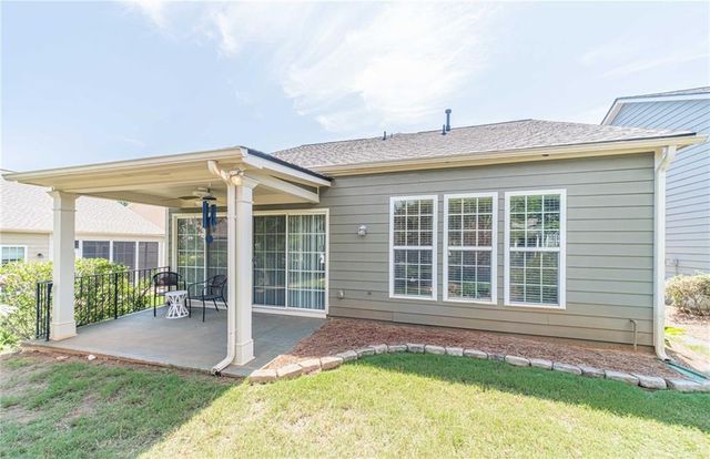 6260 Brookside Lane, Hoschton, GA 30548