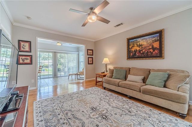 6260 Brookside Lane, Hoschton, GA 30548