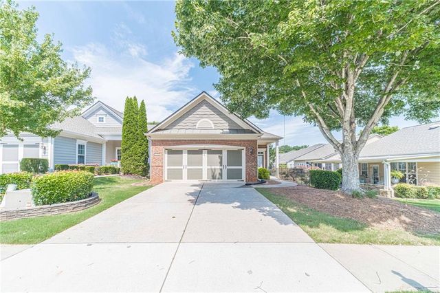 6260 Brookside Lane, Hoschton, GA 30548