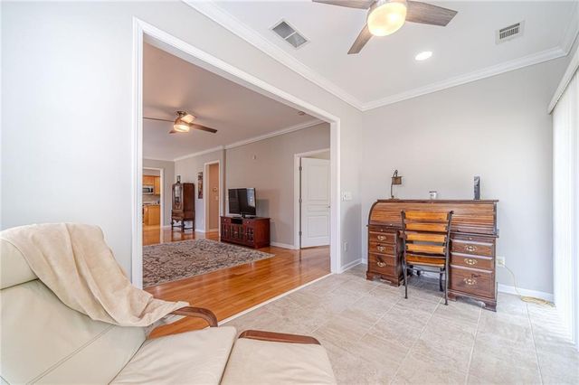 6260 Brookside Lane, Hoschton, GA 30548