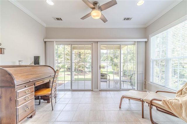 6260 Brookside Lane, Hoschton, GA 30548