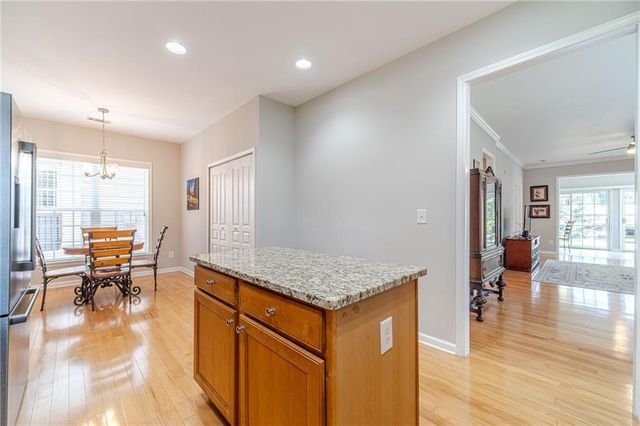 6260 Brookside Lane, Hoschton, GA 30548