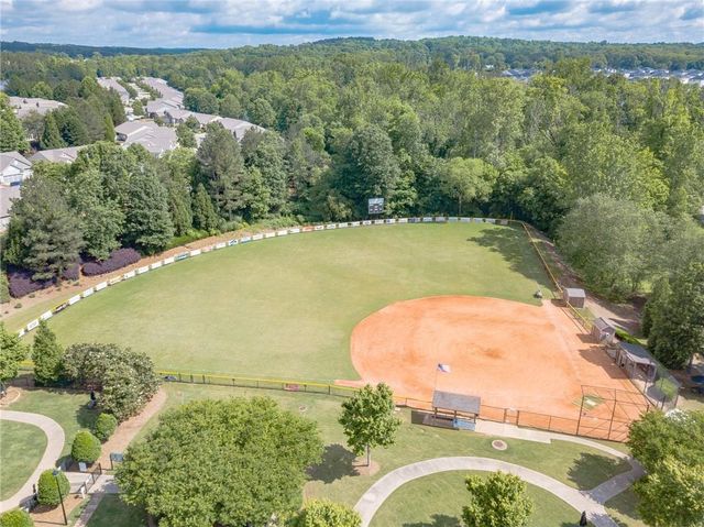 6260 Brookside Lane, Hoschton, GA 30548