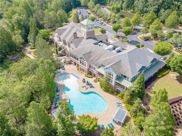 6260 Brookside Lane, Hoschton, GA 30548