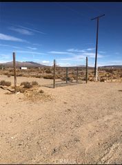 0 Squaw Bush Road, Lucerne Valley, CA 92356