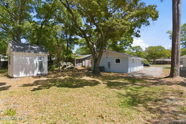 103 SE 76th Street, Oak Island, NC 28465