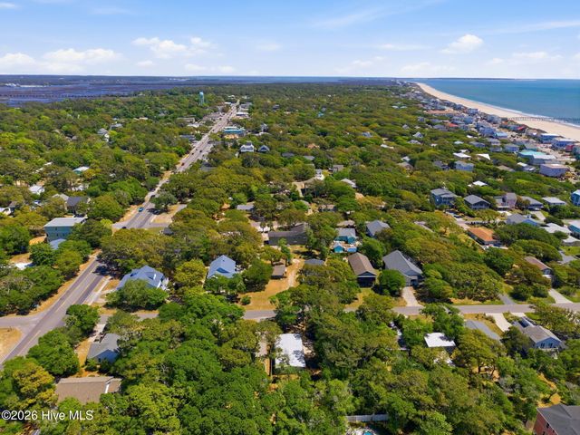 103 SE 76th Street, Oak Island, NC 28465