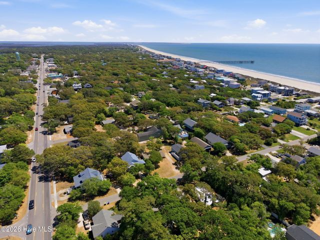 103 SE 76th Street, Oak Island, NC 28465