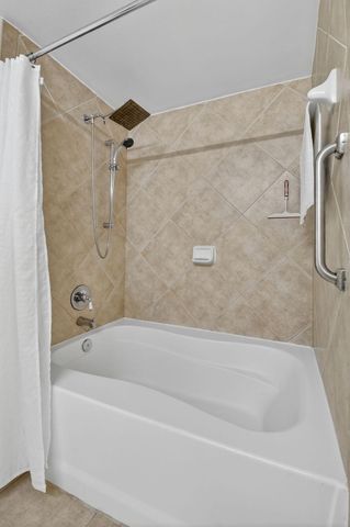 625 Casa Loma Boulevard 306, Boynton Beach, FL 33435