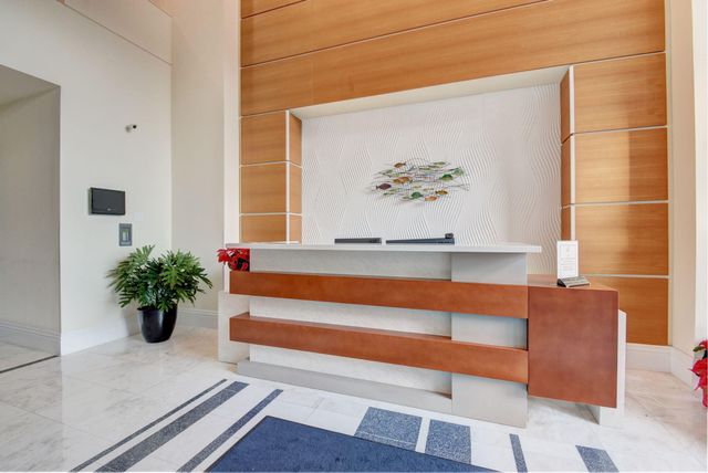 625 Casa Loma Boulevard 306, Boynton Beach, FL 33435