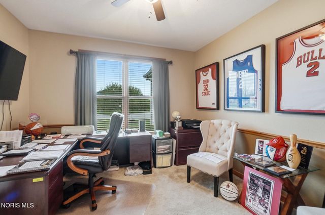 8450 Snapdragon Lane, Monclova, OH 43542