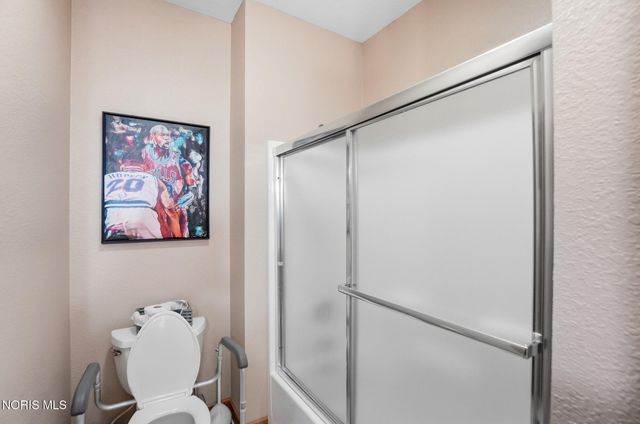 8450 Snapdragon Lane, Monclova, OH 43542