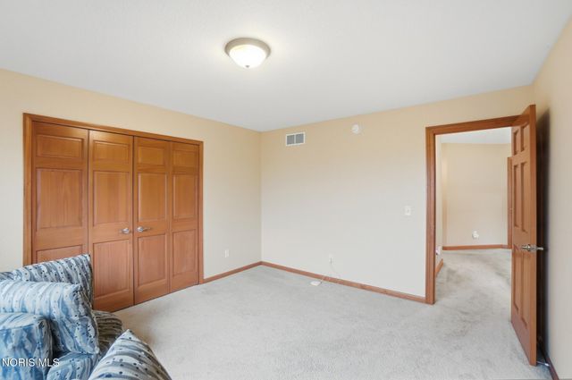 8450 Snapdragon Lane, Monclova, OH 43542