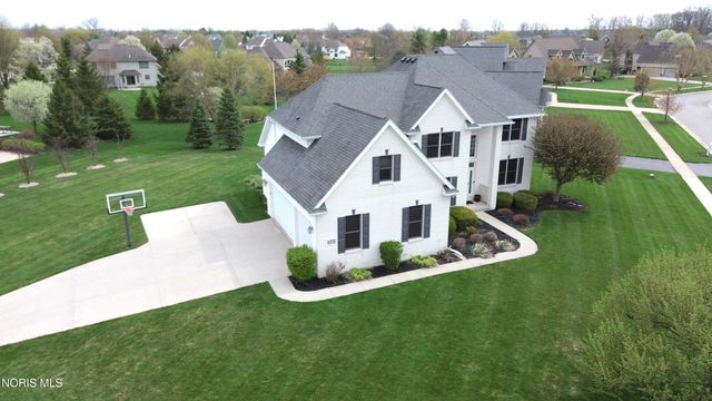 8450 Snapdragon Lane, Monclova, OH 43542