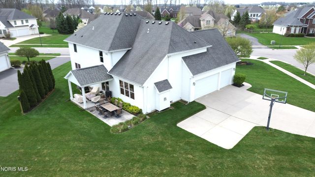 8450 Snapdragon Lane, Monclova, OH 43542