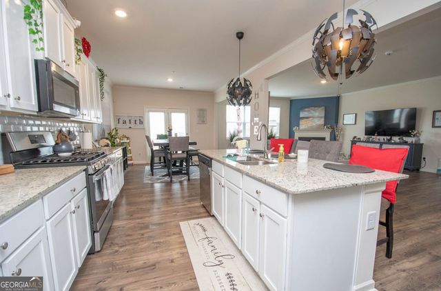 2718 Serena Way, South Fulton, GA 30331