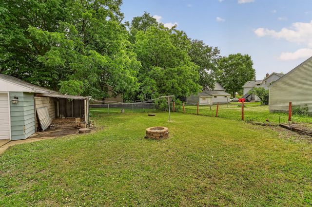 32 10th Street NW, Rochester, MN 55901