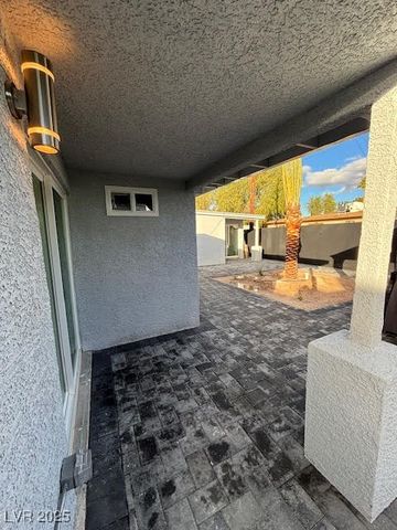 321 Beaumont Street, Las Vegas, NV 89106