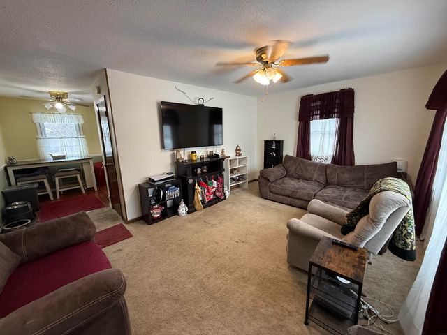 117 Morrell Avenue, Evansdale, IA 50707