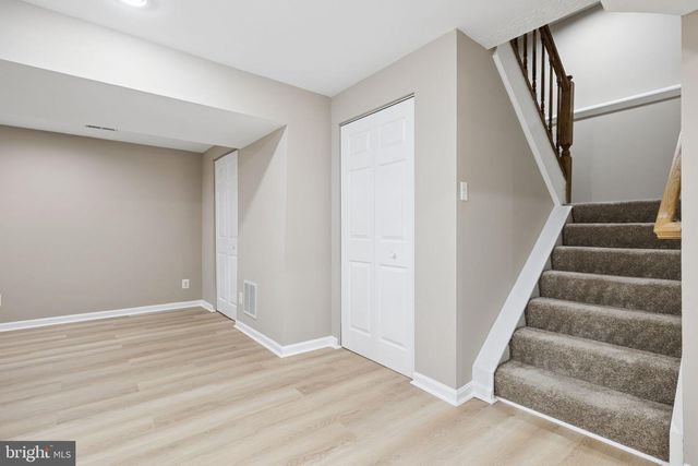 3610 WHARF LN, Triangle, VA 22172