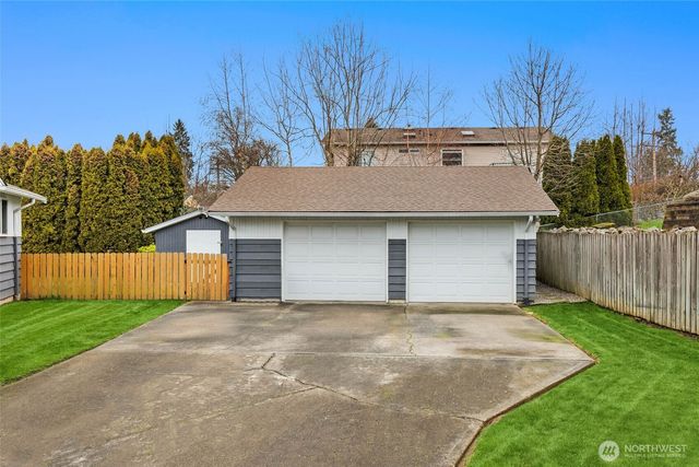 4726 S Victor Street, Seattle, WA 98178