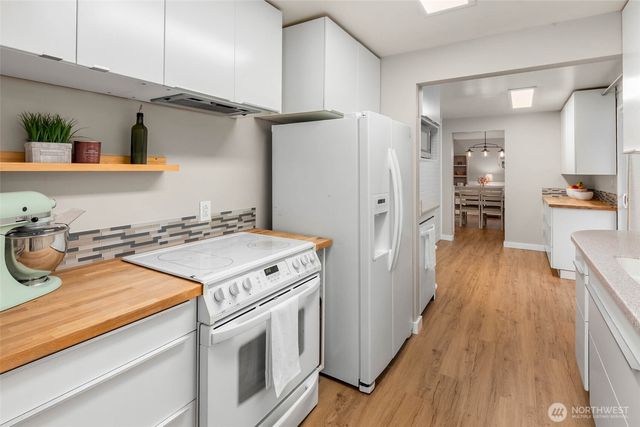 4726 S Victor Street, Seattle, WA 98178