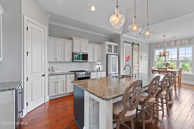 395 Canoe Court NW, Calabash, NC 28467