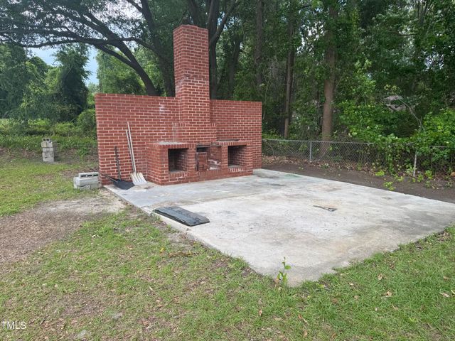 403 Oak Street, Roanoke Rapids, NC 27870