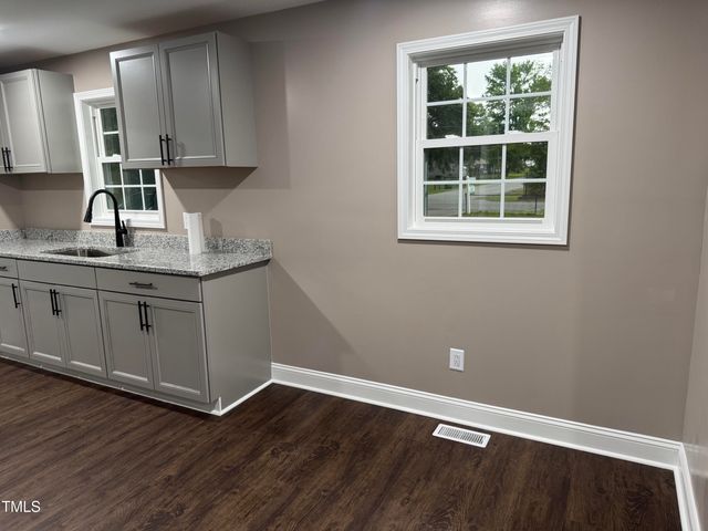 403 Oak Street, Roanoke Rapids, NC 27870