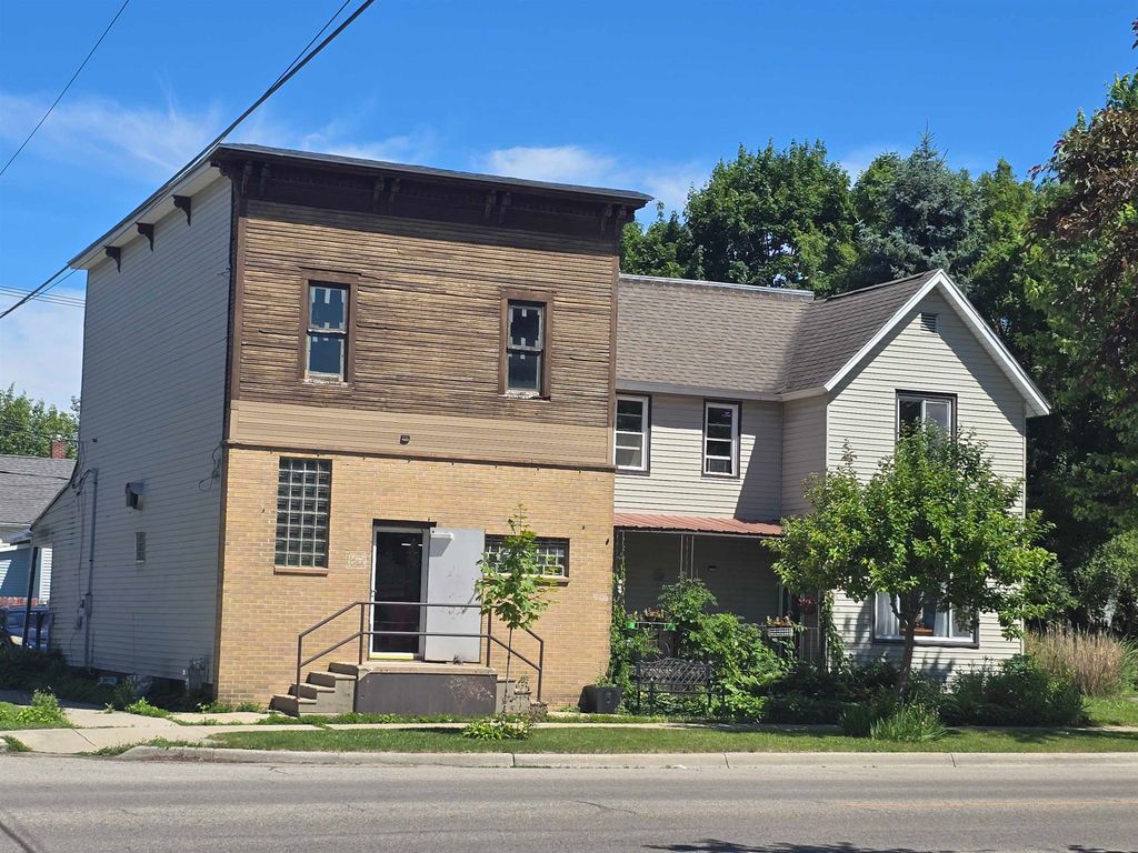 501 S Madison Avenue, Bay City, MI 48708
