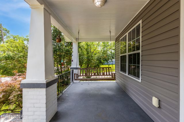 2601 Fenwood Drive, Knoxville, TN 37918