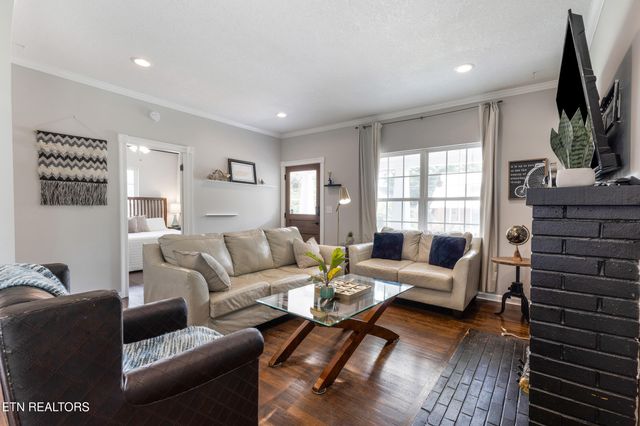 2601 Fenwood Drive, Knoxville, TN 37918
