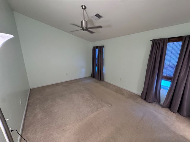 280 Broadstone Dr, Adams Twp, PA 16046