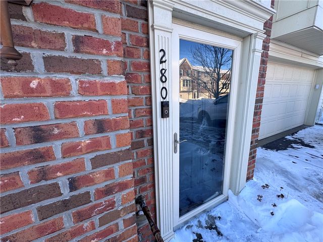 280 Broadstone Dr, Adams Twp, PA 16046