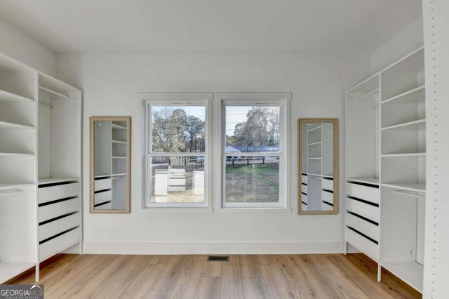 4557 Duncan Drive, Sugar Hill, GA 30518