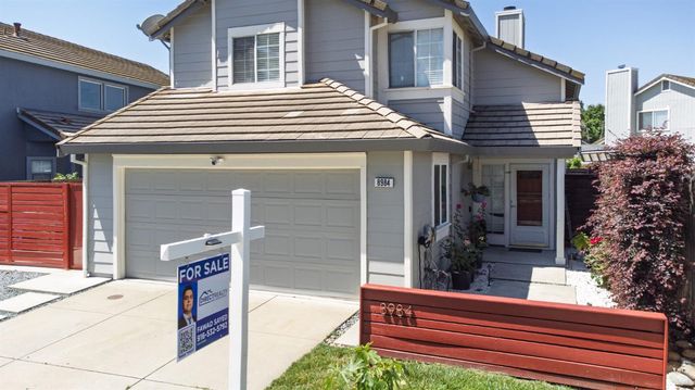 8984 Agate Creek Ct, Elk Grove, CA 95758