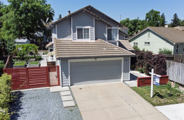 8984 Agate Creek Ct, Elk Grove, CA 95758