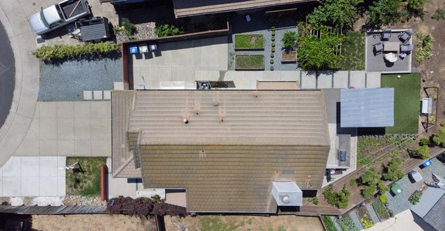 8984 Agate Creek Ct, Elk Grove, CA 95758