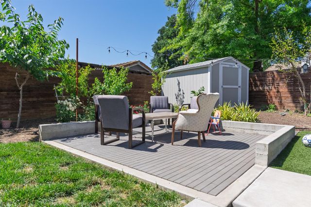 8984 Agate Creek Ct, Elk Grove, CA 95758
