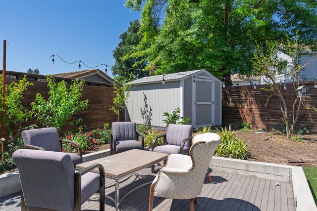 8984 Agate Creek Ct, Elk Grove, CA 95758