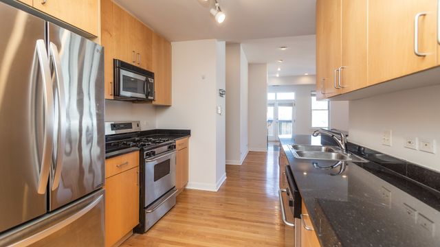 845 W ALTGELD Street 4D, Chicago, IL 60614