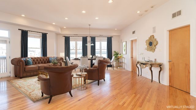 845 W ALTGELD Street 4D, Chicago, IL 60614