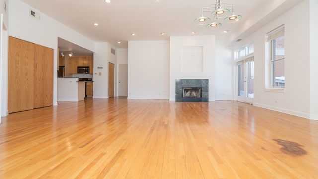 845 W ALTGELD Street 4D, Chicago, IL 60614
